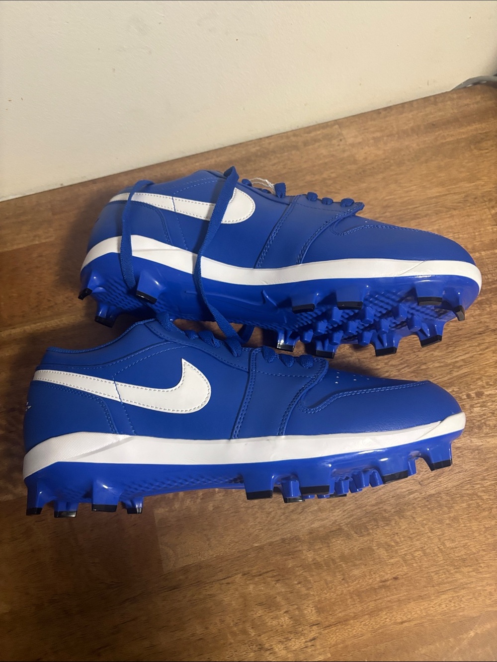 Nike Air Jordan Retro MCS Low game Royal Blue and White SoccerCleats. S 15 New